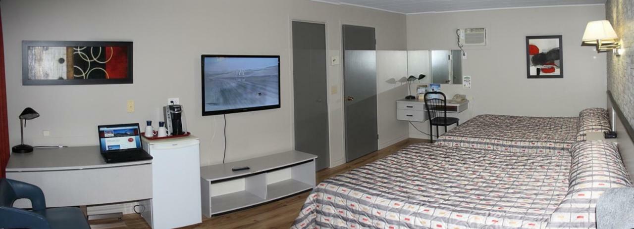 Motel Claude Degelis Ngoại thất bức ảnh